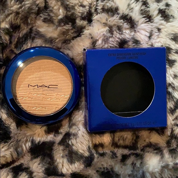 ✨OH DARLING✨Mac extra diminish skin finish - Picture 2 of 8